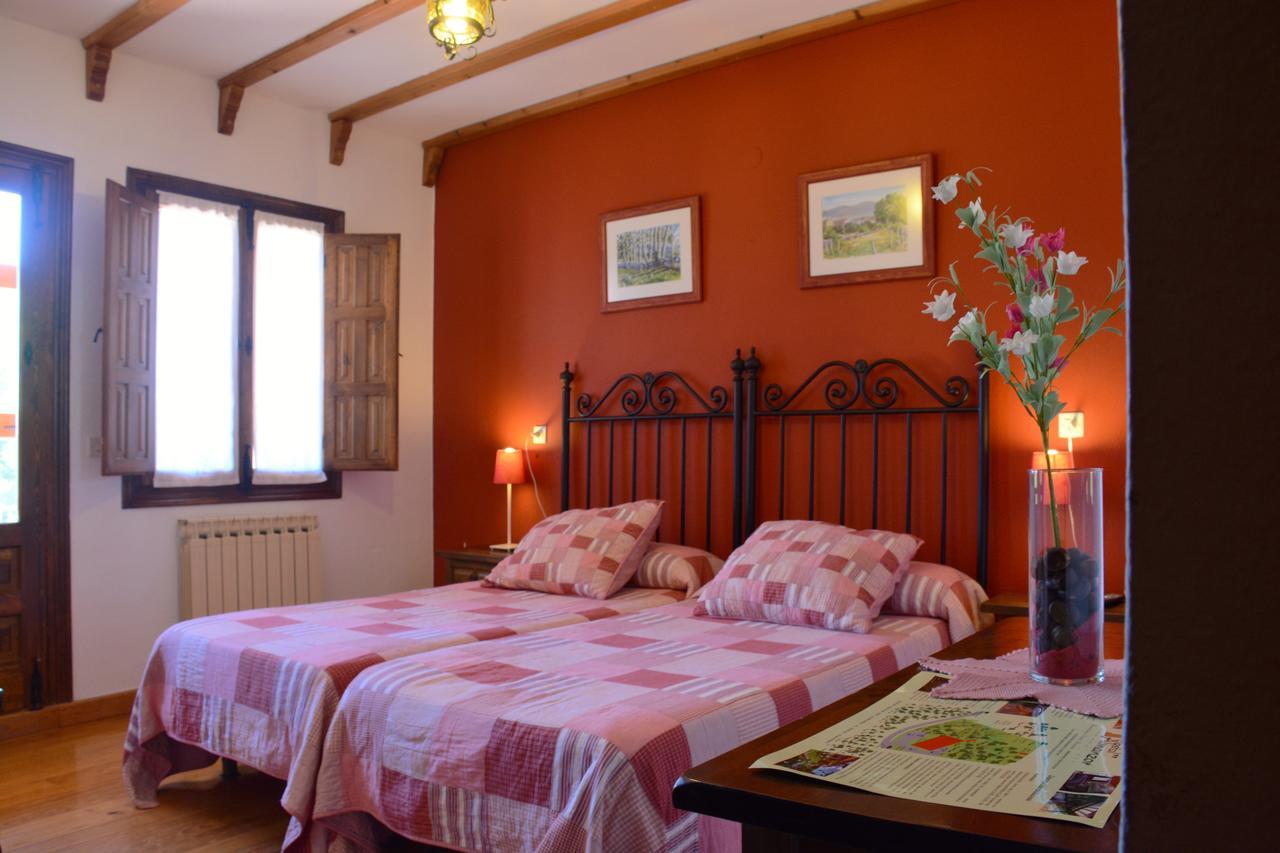 Hospedium Hostal Almanzor Navarredonda Extérieur photo